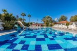 Piscină