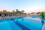 Piscină