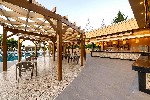 Bar langa piscina