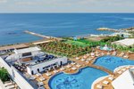 Piscină