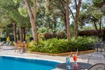 Bar langa piscina 