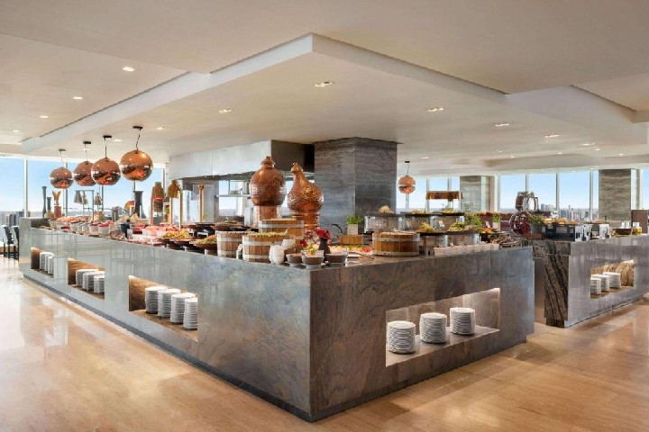 Wyndham Grand Bahrain Bay si Formula 1 Grand Prix Ticket – fotka 4