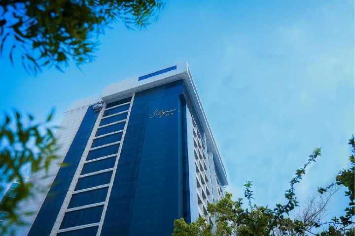 Solymar Hotel si Formula 1 Grand Prix Ticket – fotka 2