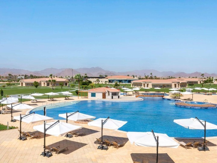 Piscină