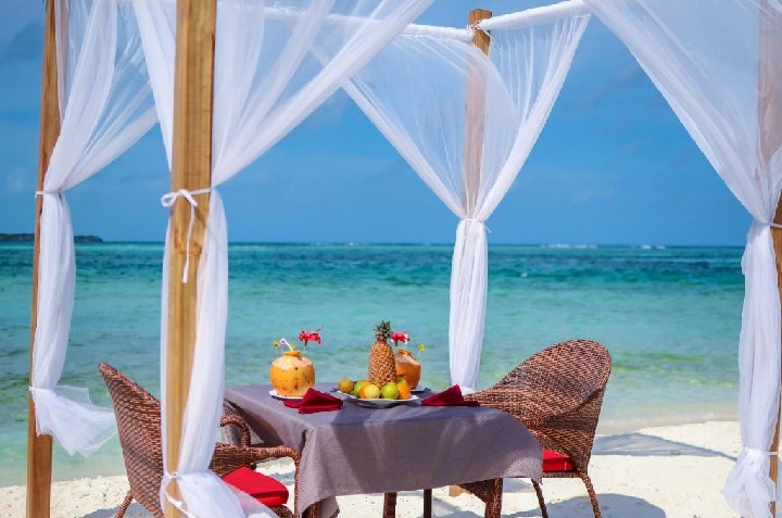Triton Beach Hotel & Spa – fotka 2