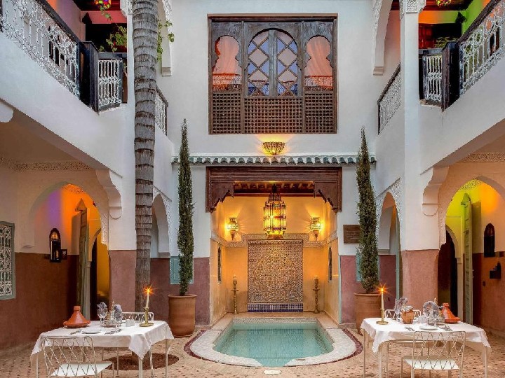 Hotel Angsana Riads