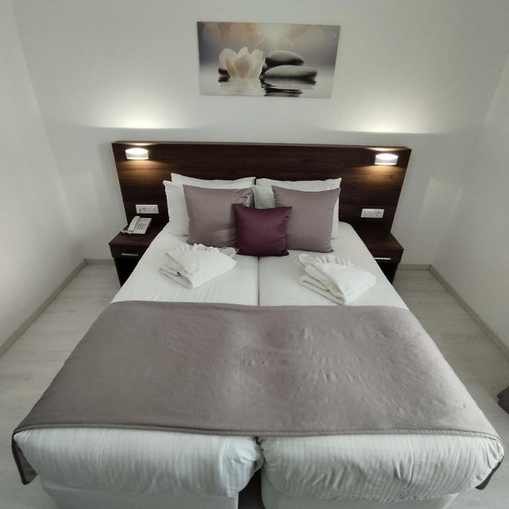 Circuit Revelion Atena Hotel International – fotka 3