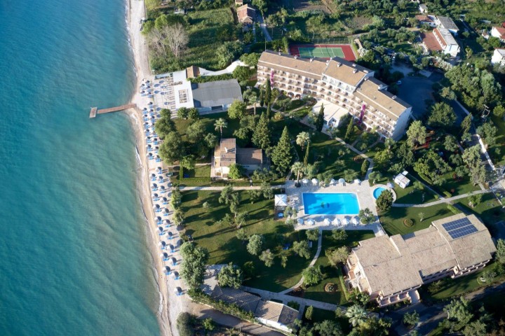 Hotel Delfinia