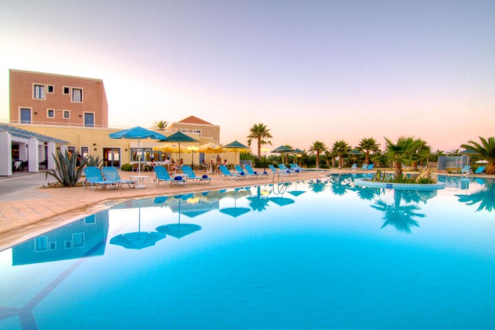 Piscină