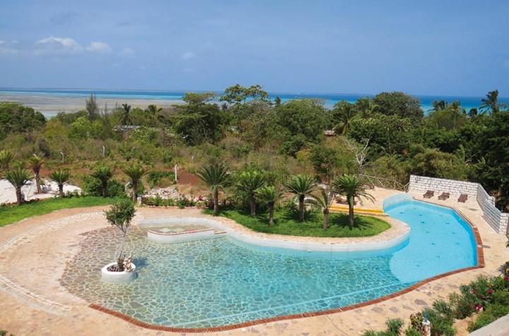 Piscină