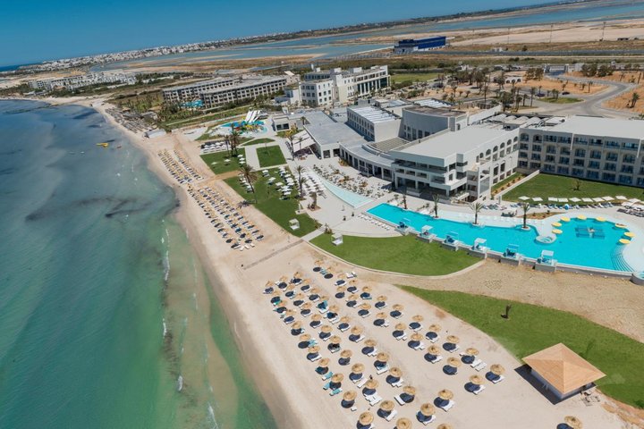 Vedere la plajă