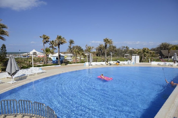 One Resort Jockey – fotka 4