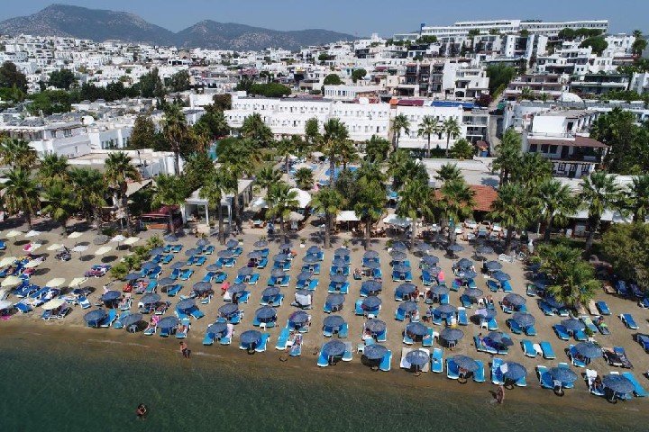 Hotel Nagi Beach Hotel